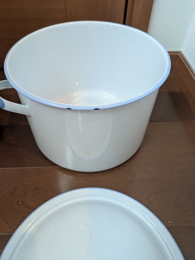 アクシスホームステッド　ホーロー缶 3個セット