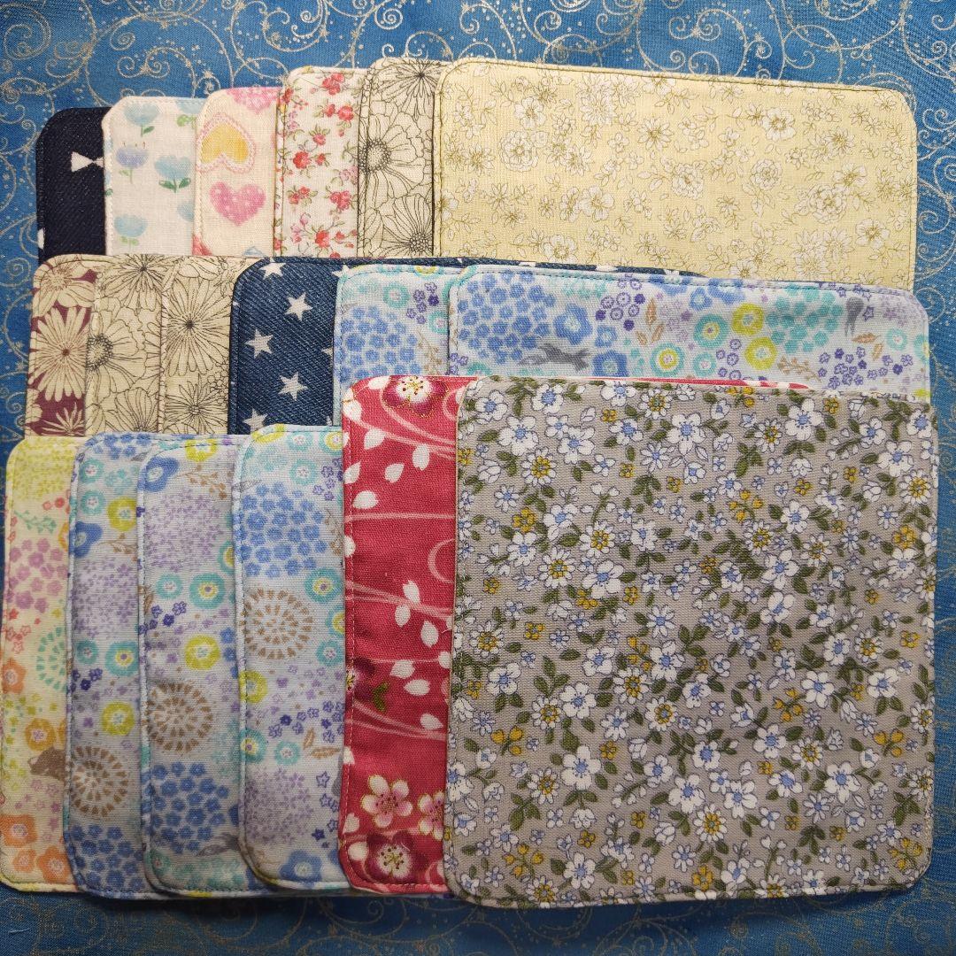 yourelia 　4重ハンカチ　ポメラニアン柄