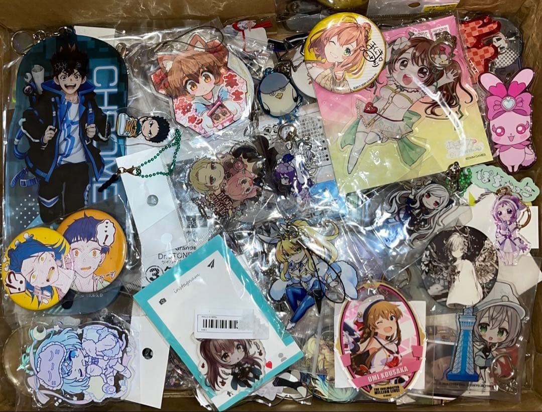 ノンジャンル アニメグッズ 800点以上 大量 まとめ売り 紙類トレカ無し