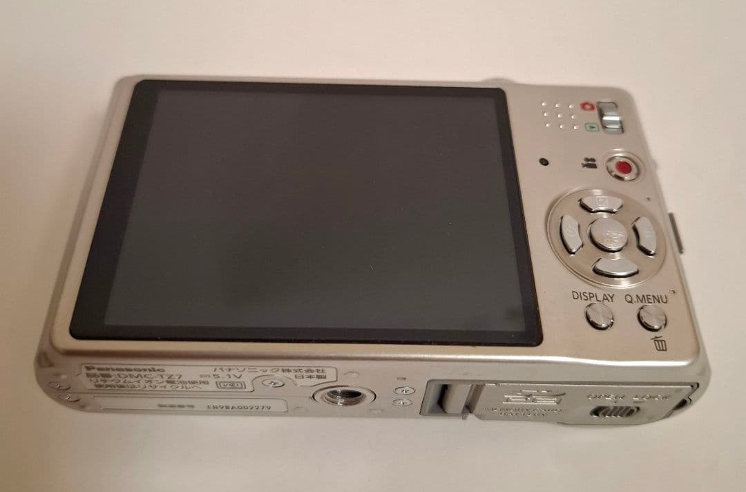 [美品]Panasonic LUMIX DMC-TZ7デジタルカメラ