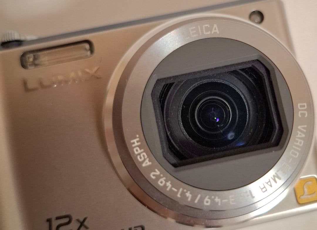 [美品]Panasonic LUMIX DMC-TZ7デジタルカメラ