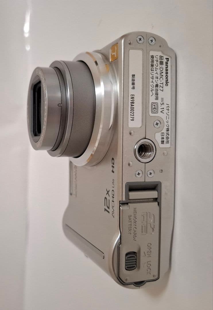 [美品]Panasonic LUMIX DMC-TZ7デジタルカメラ