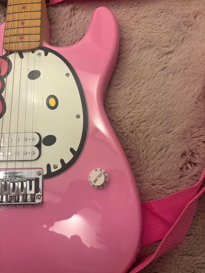【レア】Fender Hello Kitty 2005 エレキギター【超美品】