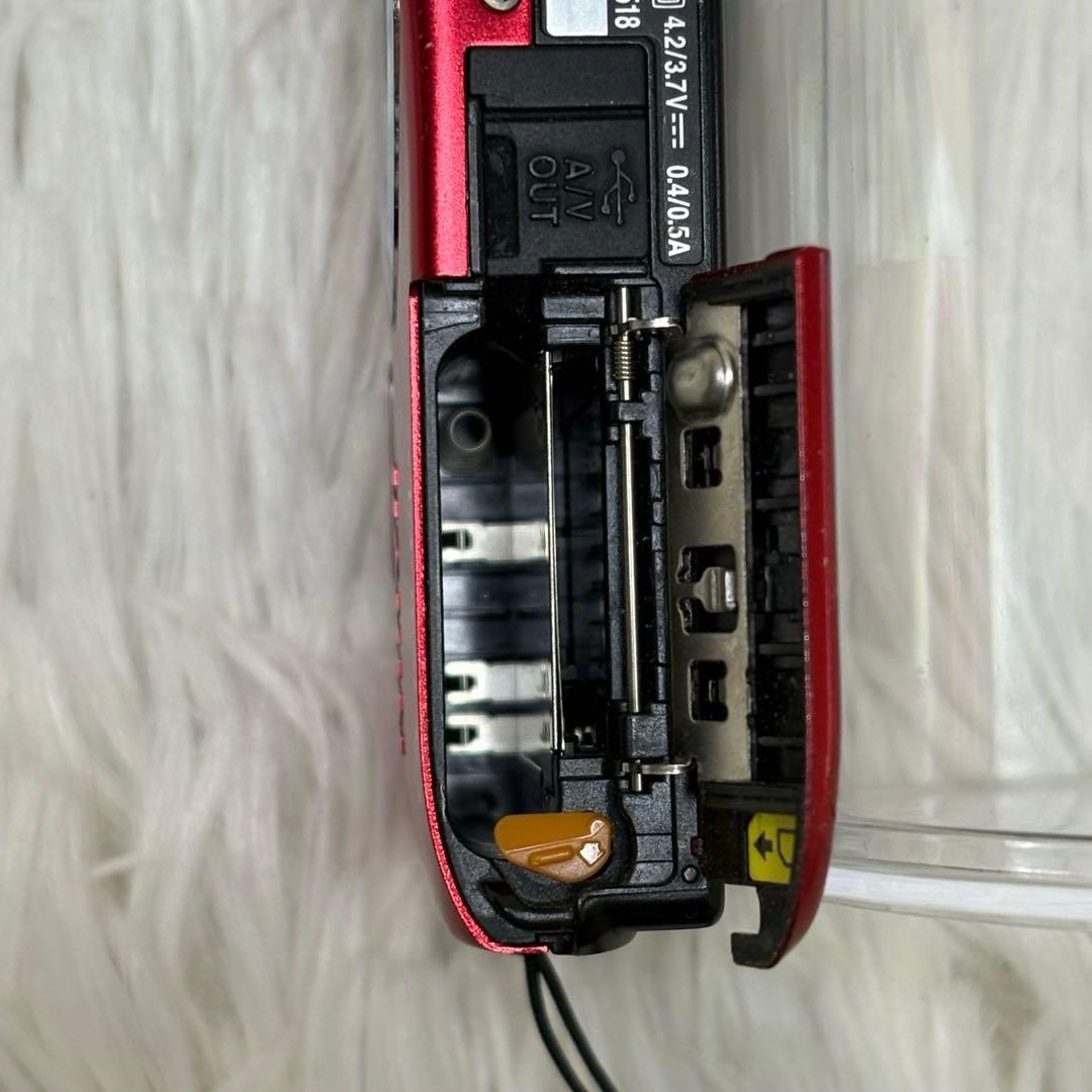 美品　Nikon COOLPIX A100 レッド　コンデジ　動作品