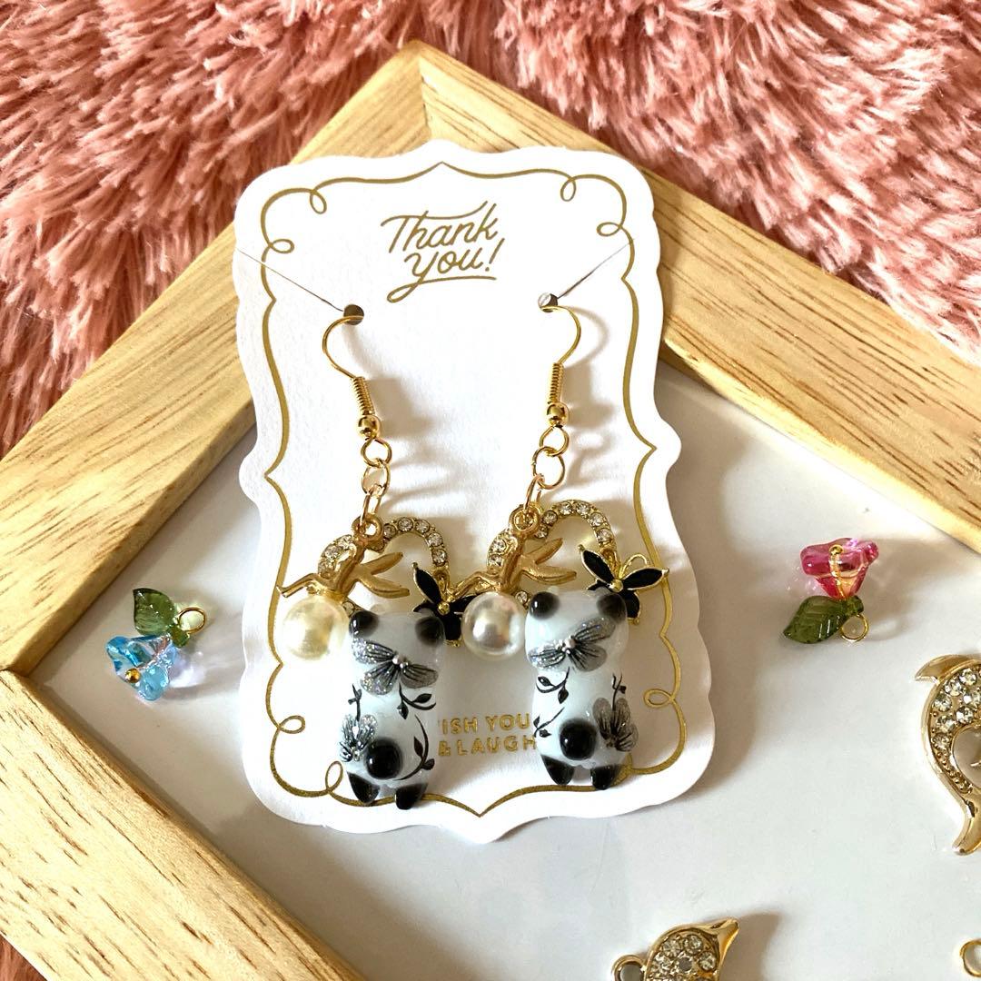 ☆お洒落なモノトーン猫ちゃんピアス☆A