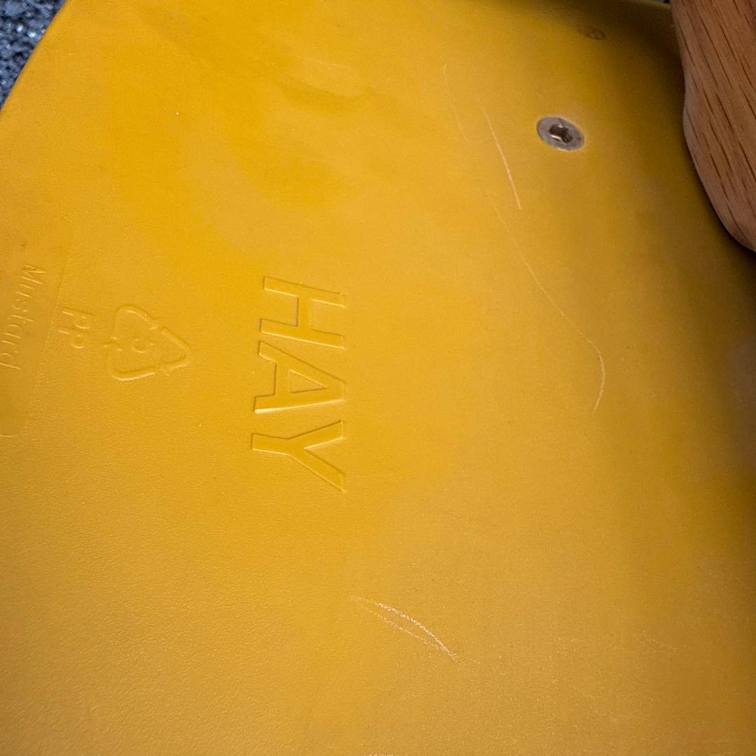 チェア　HAY イエロー