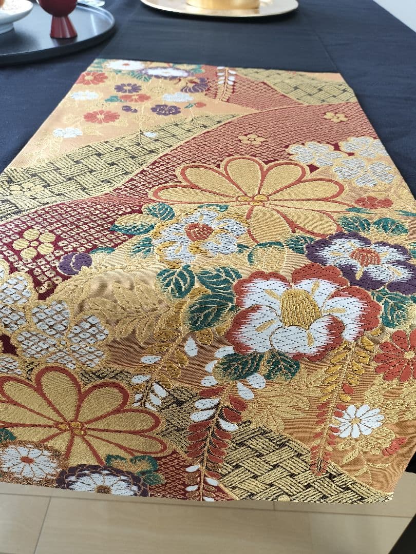 A874★逸品‼️豪華刺繍‼️テーブルランナー2m14cm