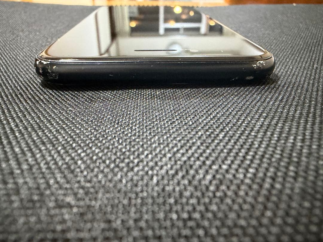 バッテリー84% iPhone SE 第3世代 ミッドナイト