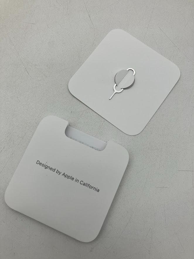 Apple iPhone 13 Pro 本体　ゴールド128GB