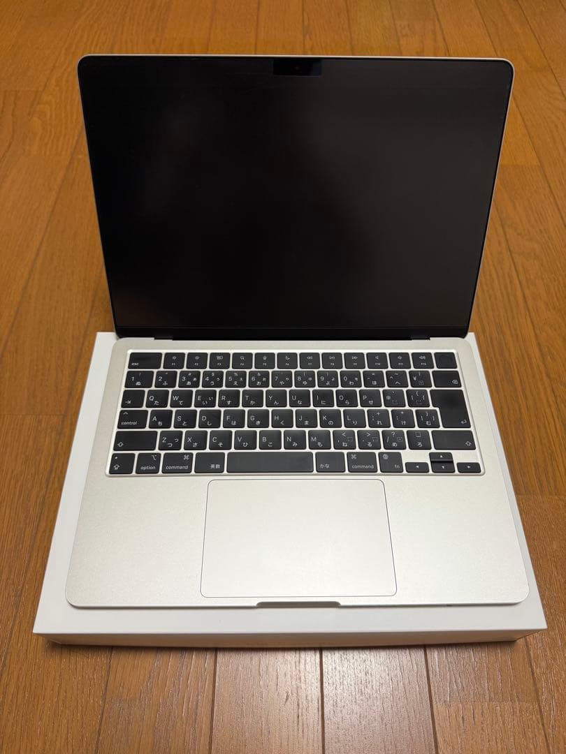 MacBook Air M2 13インチ スターライト 256GB メモリ8GB