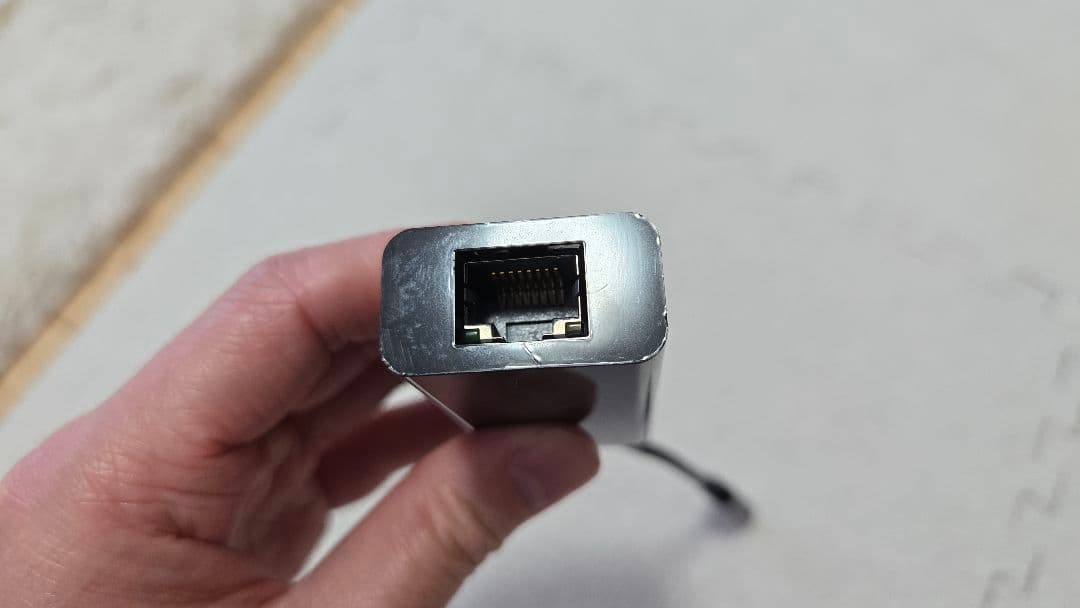 [belkin 2.5Gb LANアダプター付き] docomo HR02