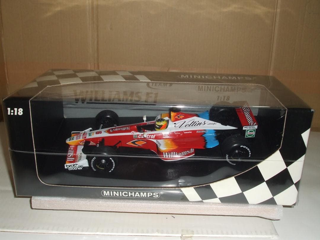 ウィリアムズ　FW２１　１９９９　Rシューマッハ　#６　ミニチャンプス　１／１８