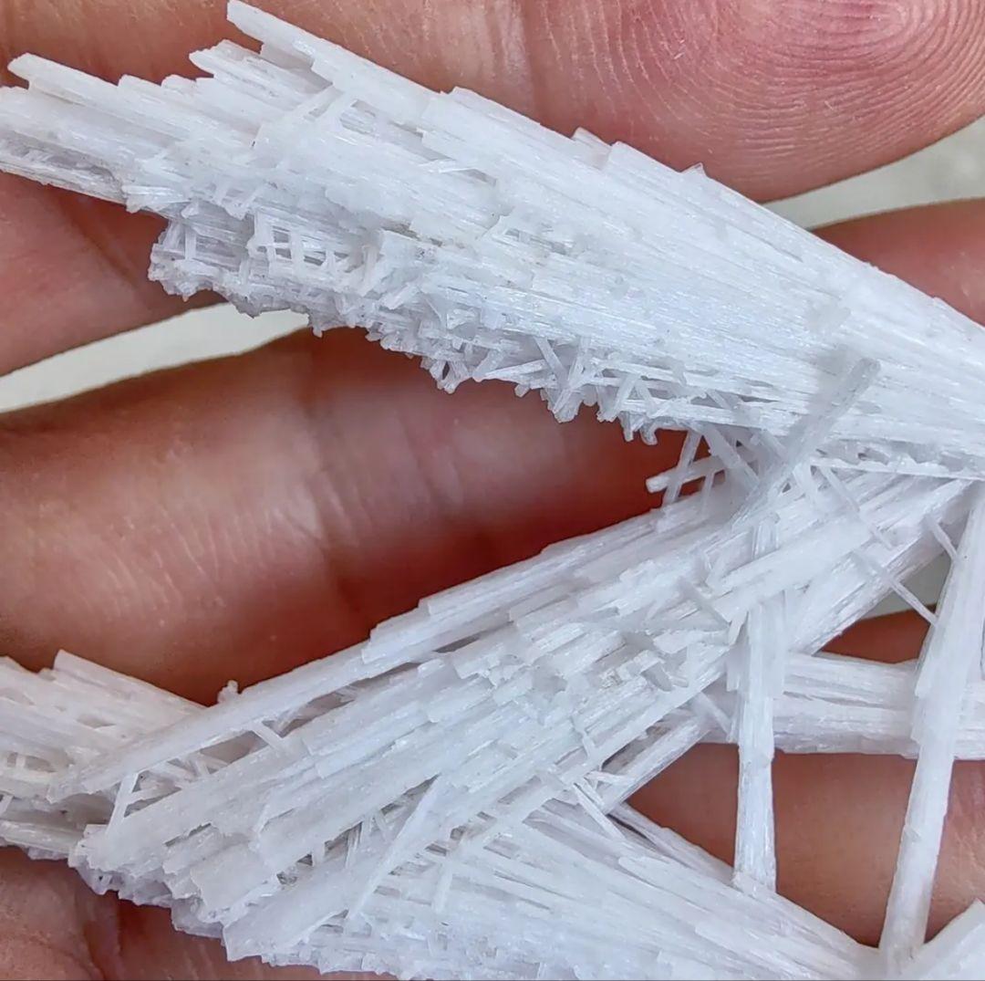 スコレサイト(Scolecite) S00672