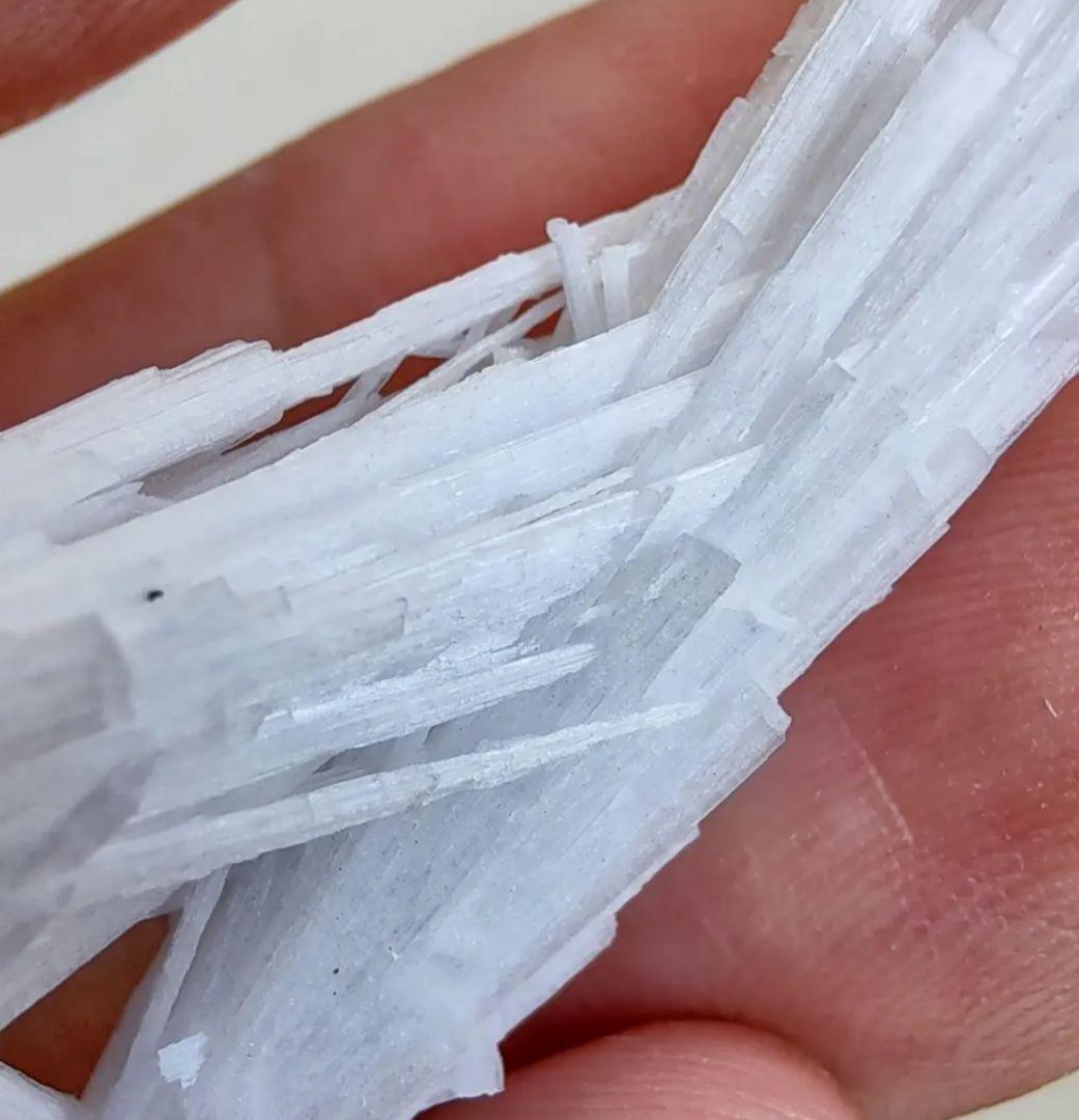 スコレサイト(Scolecite) S00672