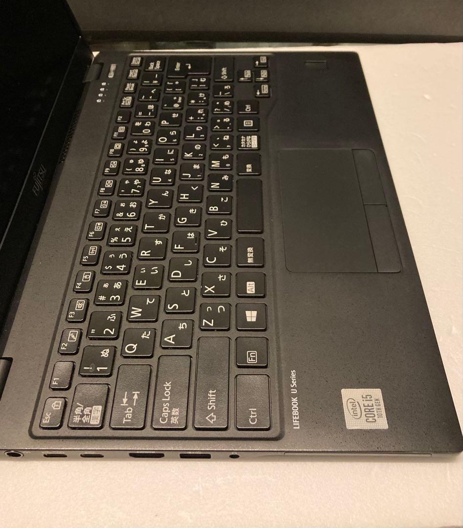 富士通 U9310/D Core i5-10310U 10世代　Mem8GB