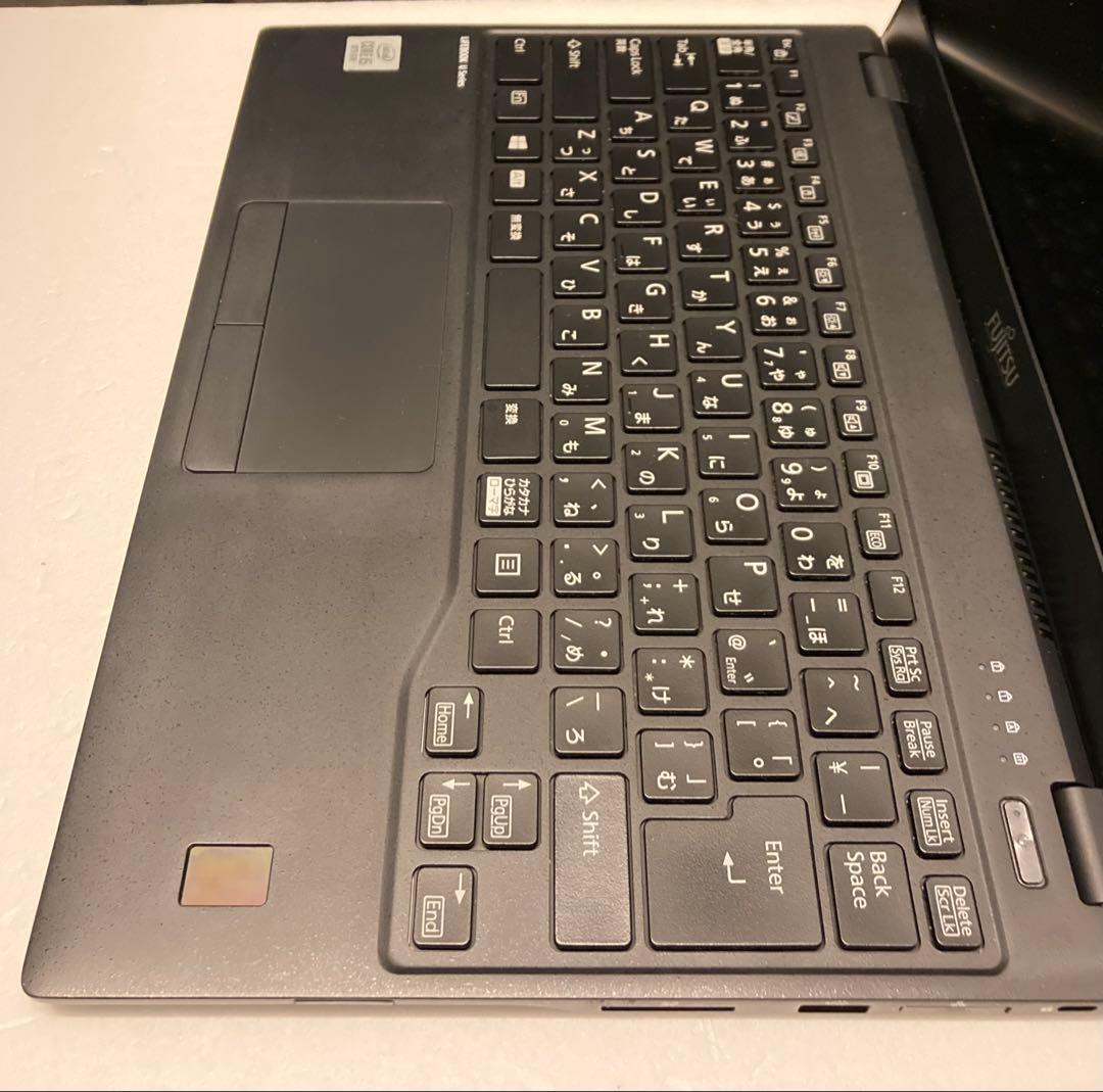 富士通 U9310/D Core i5-10310U 10世代　Mem8GB