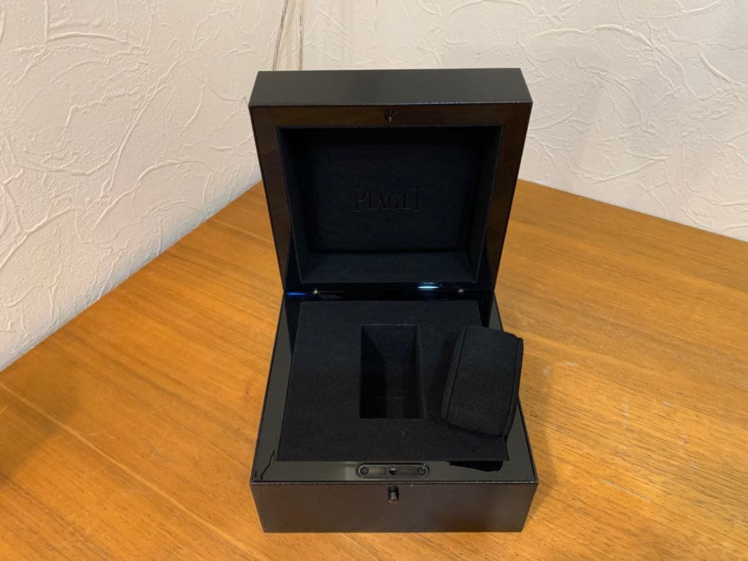 G0919-04★Piaget アクセサリーケース 黒　時計の空箱