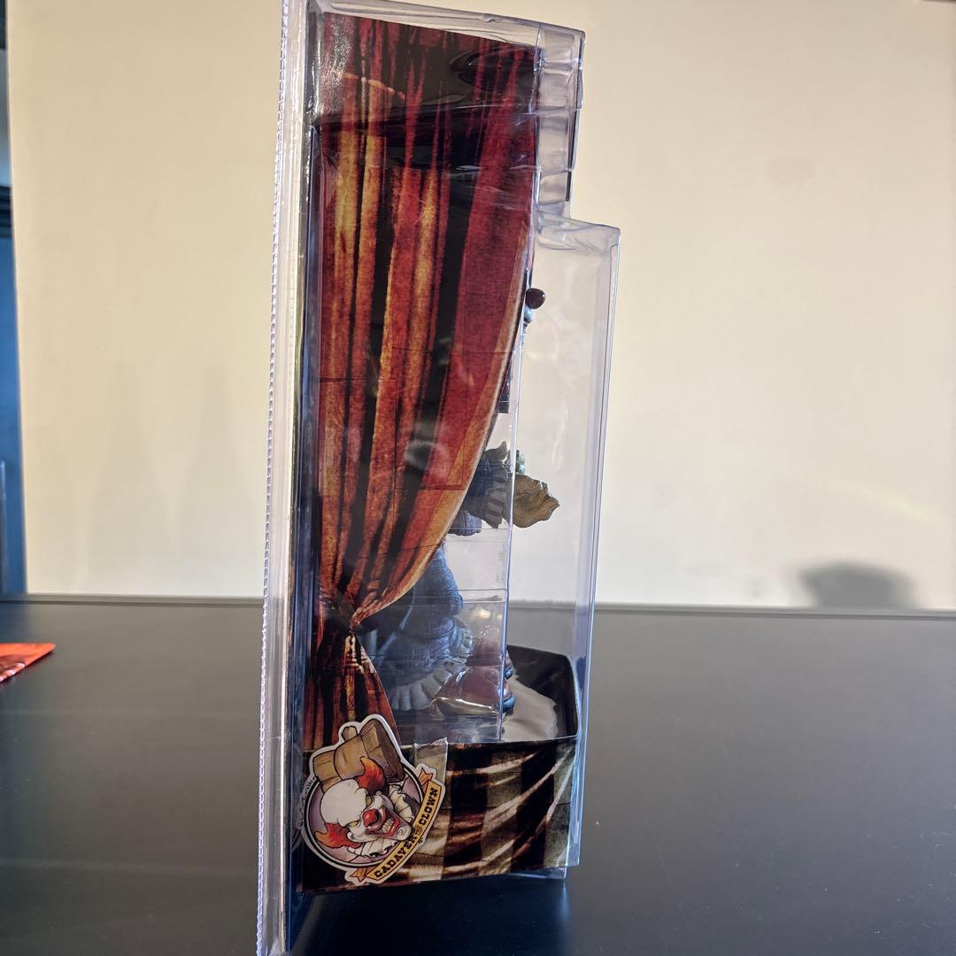 MEZCO DARK CARNIVAL Cadaver the Clown未開封