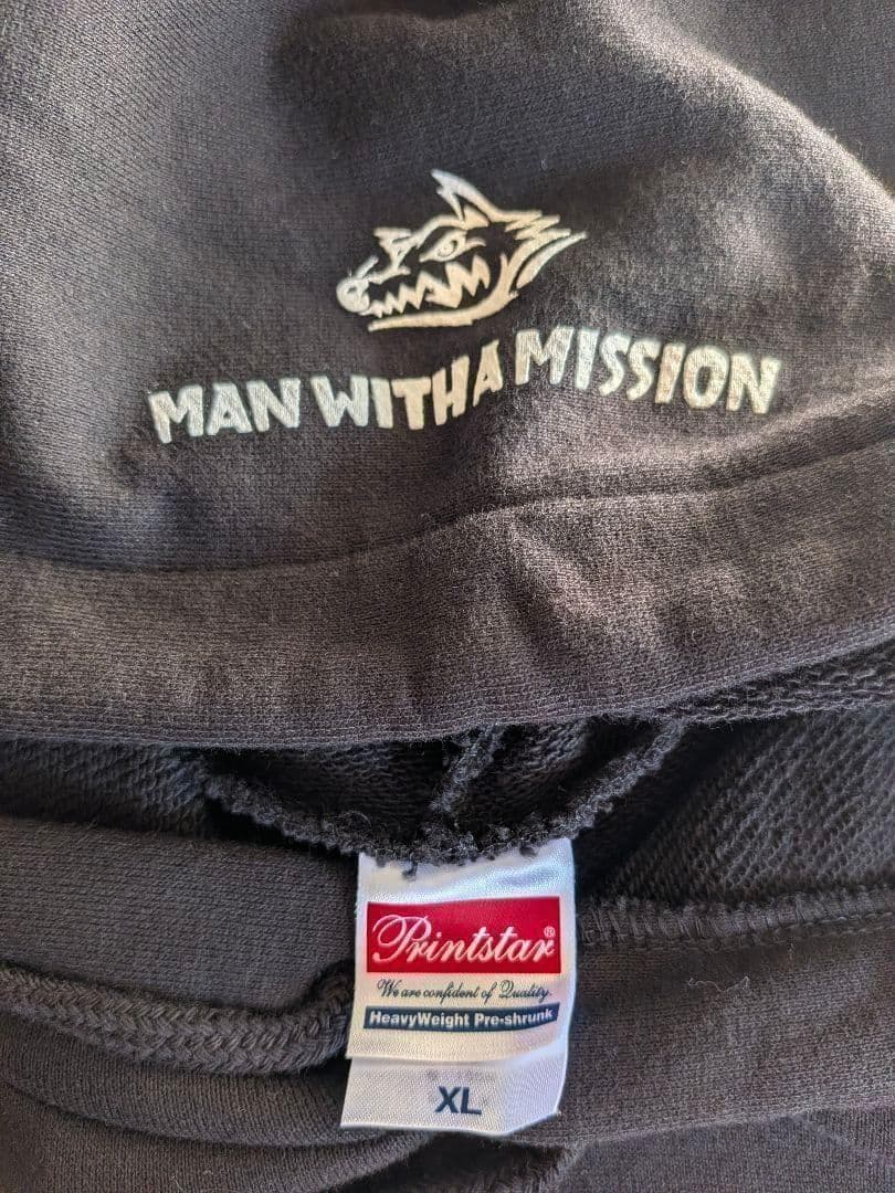 試着1回 洗濯済 マンウィズアミッション ガウパーカー XLサイズ ブラック