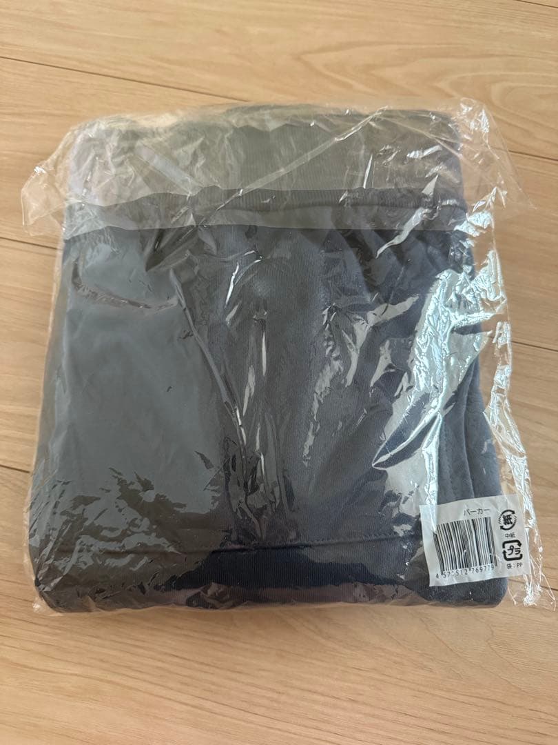 SixTONES パーカー