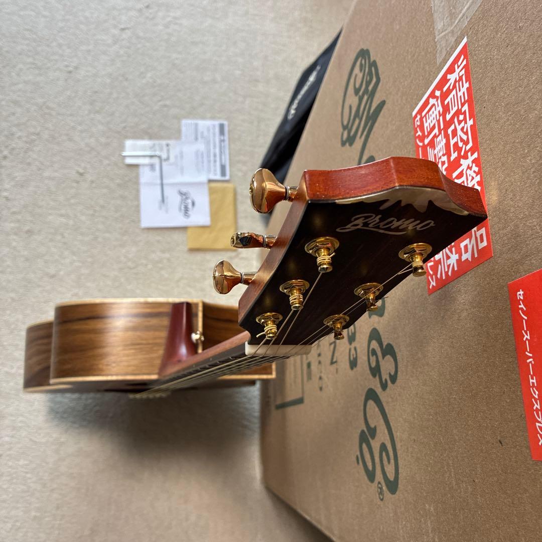 Bromo アコースティックギター