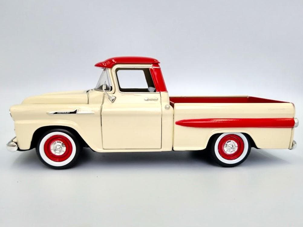 モーターマックス 1/24 1958 シボレー アパッチ フリートサイド