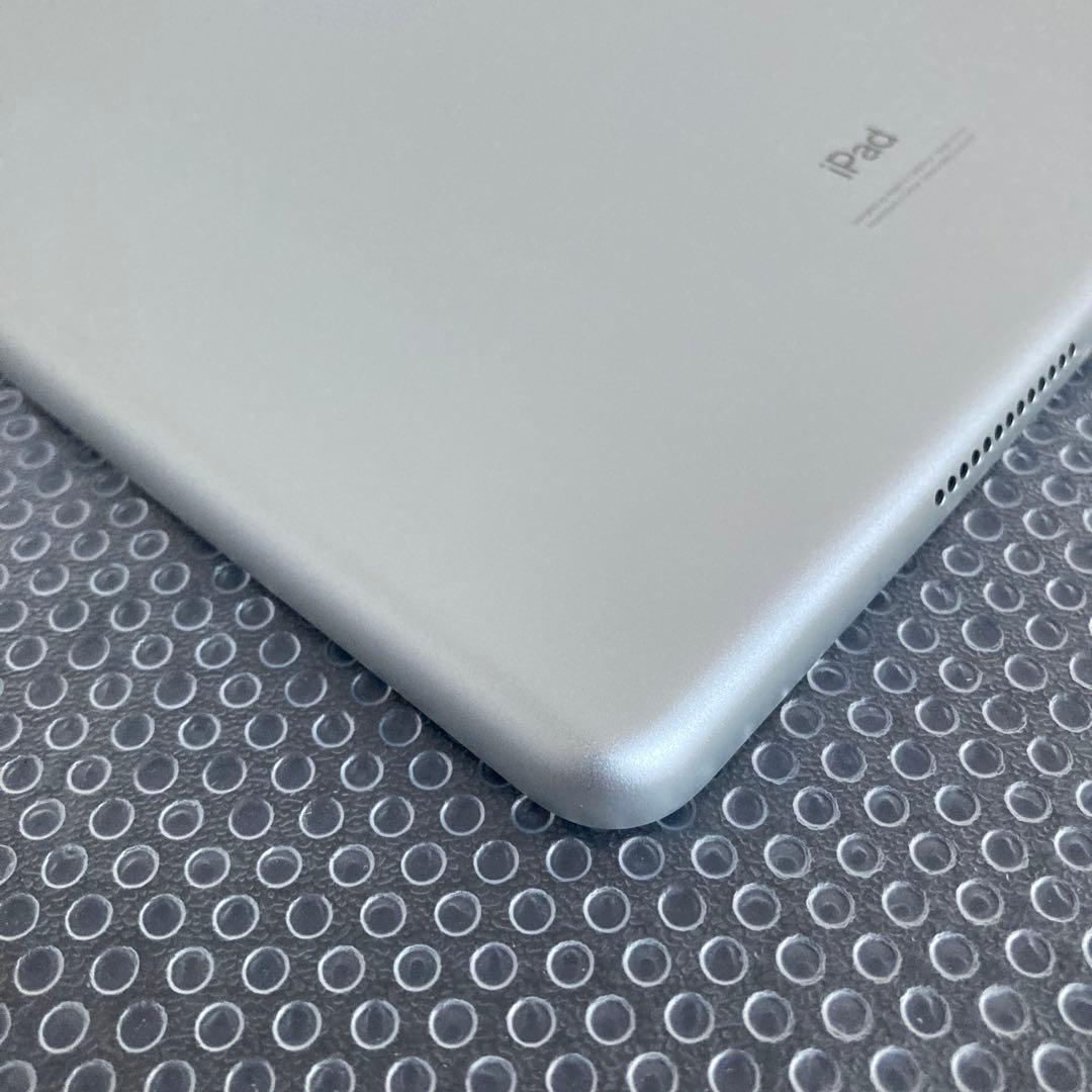 547【早い者勝ち】iPad8 第8世代 32GB WIFIモデル☆
