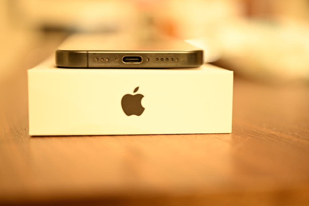 残量88% iPhone15Pro 1TB ブラックチタニウム