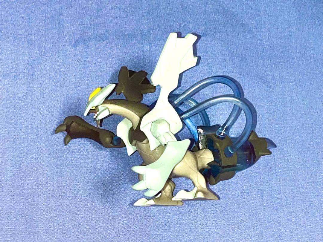 立体ポケモン図鑑 ブラックキュレム 1/40スケール