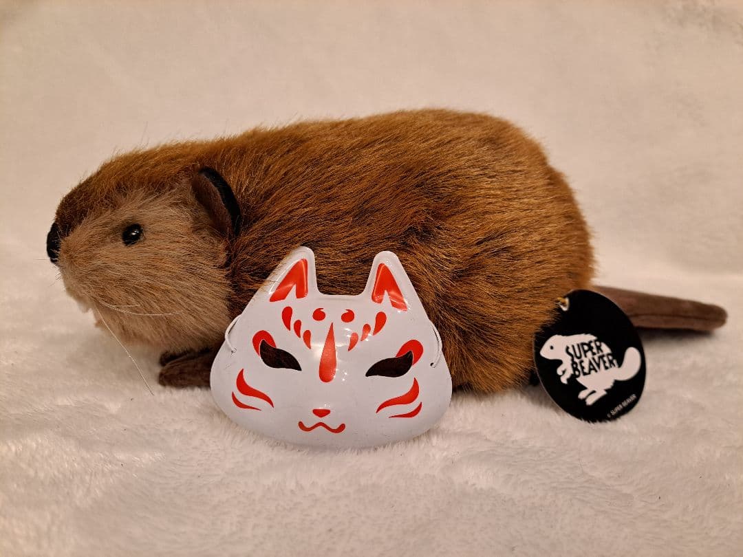SUPER BEAVER スーパービーバーちゃん　燦然お面付き　ぬいぐるみ