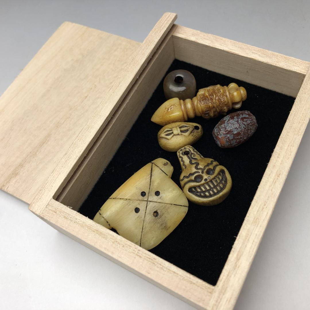 呪物　チベット天珠・カパラ・頭蓋骨モチーフ　根付　クマントーン　プラクルアン