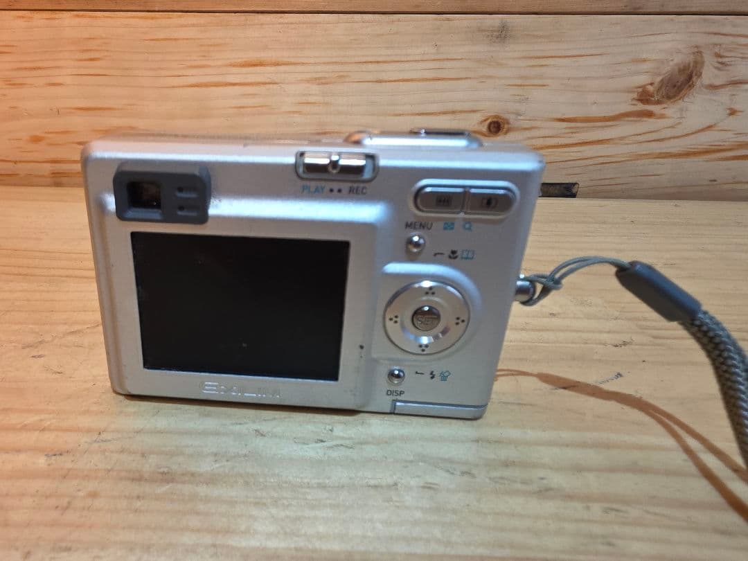 Casio Exilim EX-Z3 コンパクトデジタルカメラ