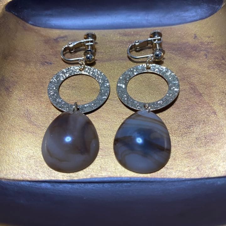 丸型　マーブル　ブラウン　イヤリング