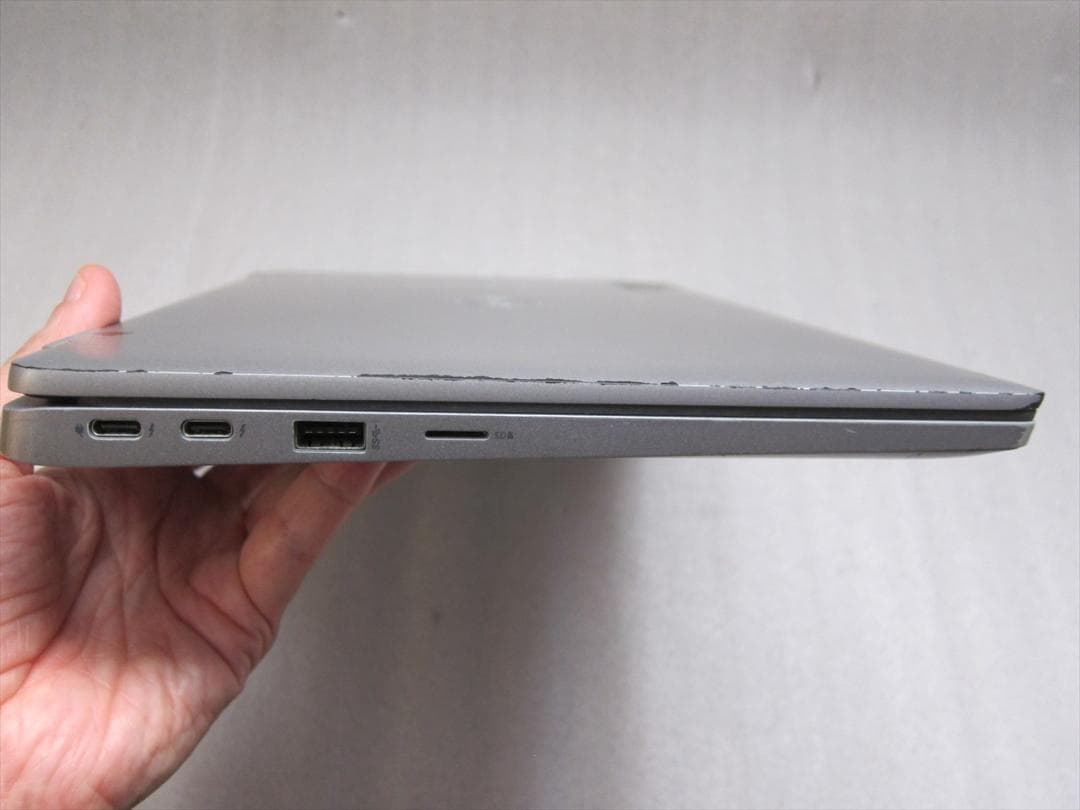 デル Core i5-1145G7/8G/SSD256G/13.3型フルHD液晶