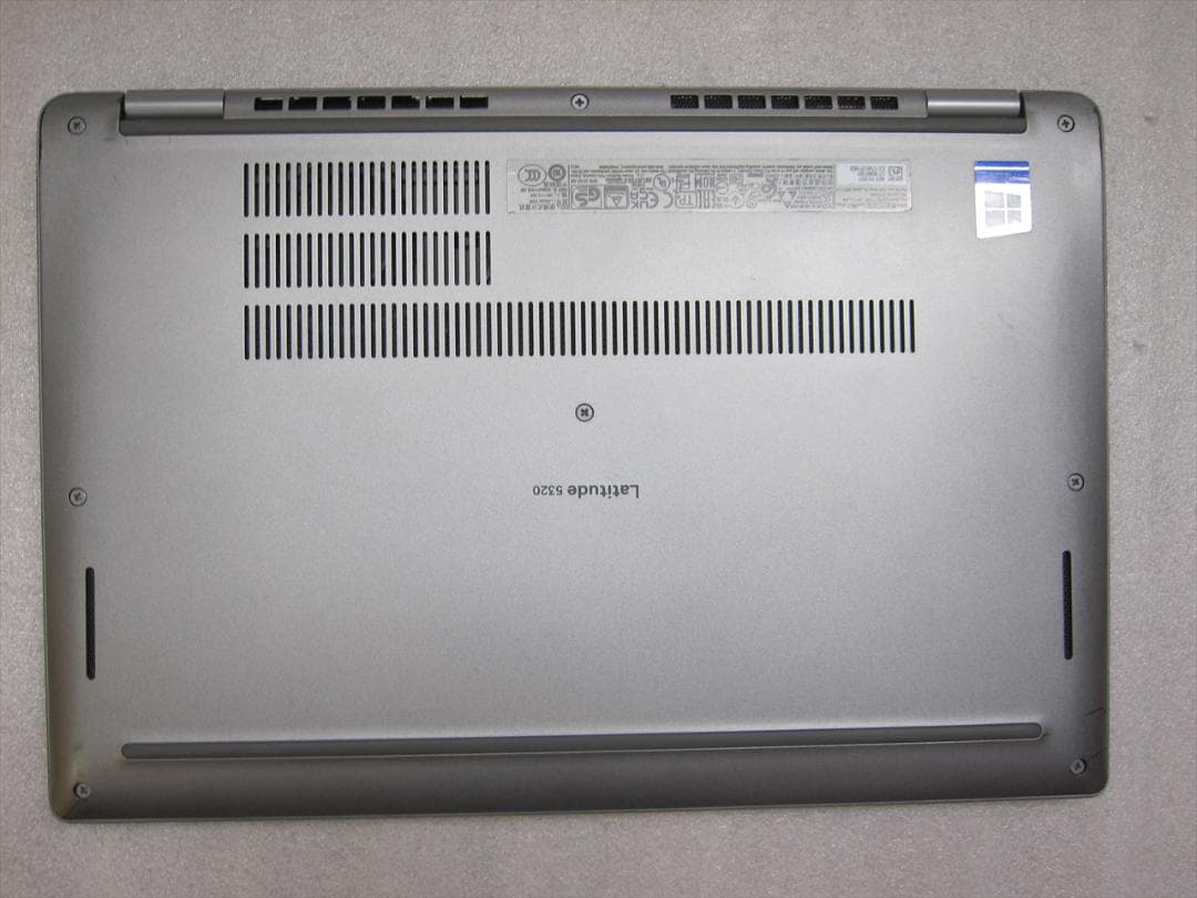 デル Core i5-1145G7/8G/SSD256G/13.3型フルHD液晶