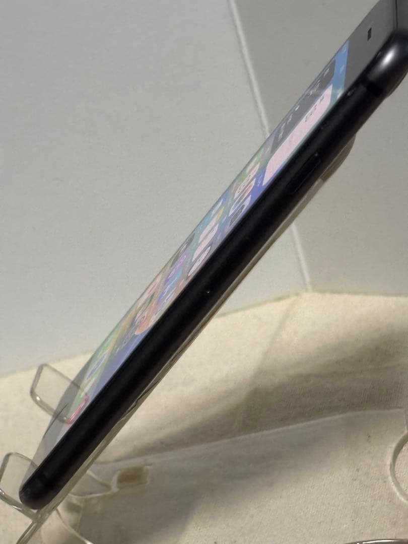 Apple iPhone8 64GB SIMフリー バッテリー新品交換済み