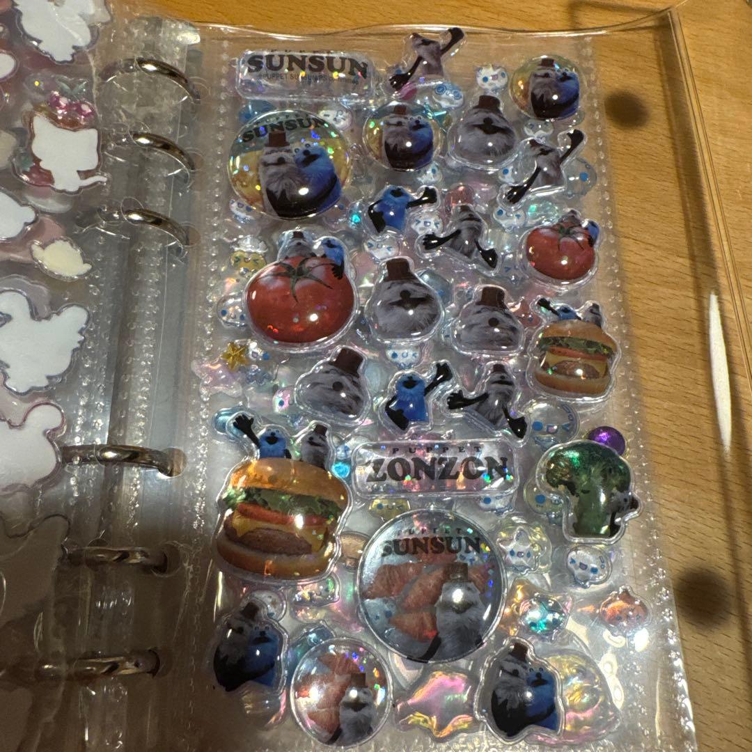 シール帳完成品　ちいかわ　サンリオなどまとめ売り