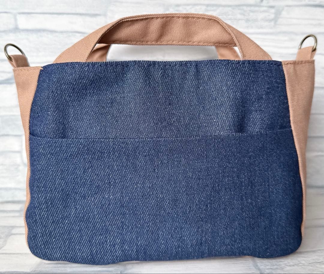 専用　ハンドメイド　刺繍　ペキニーズ　ミニトートバッグ　お散歩　お出かけ　犬