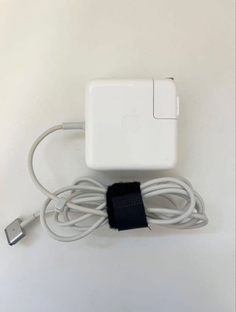 Apple MacBook Air シルバー201713インチ8GB128GB