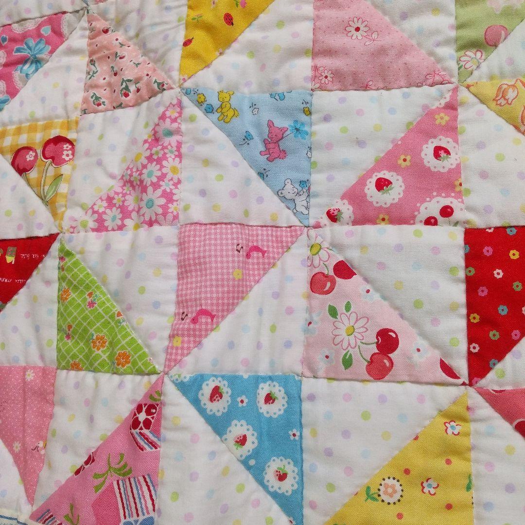 パッチワークキルト(松山敦子さんの布）