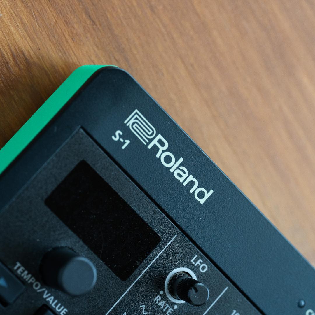 Roland S-1 アナログシンセサイザー