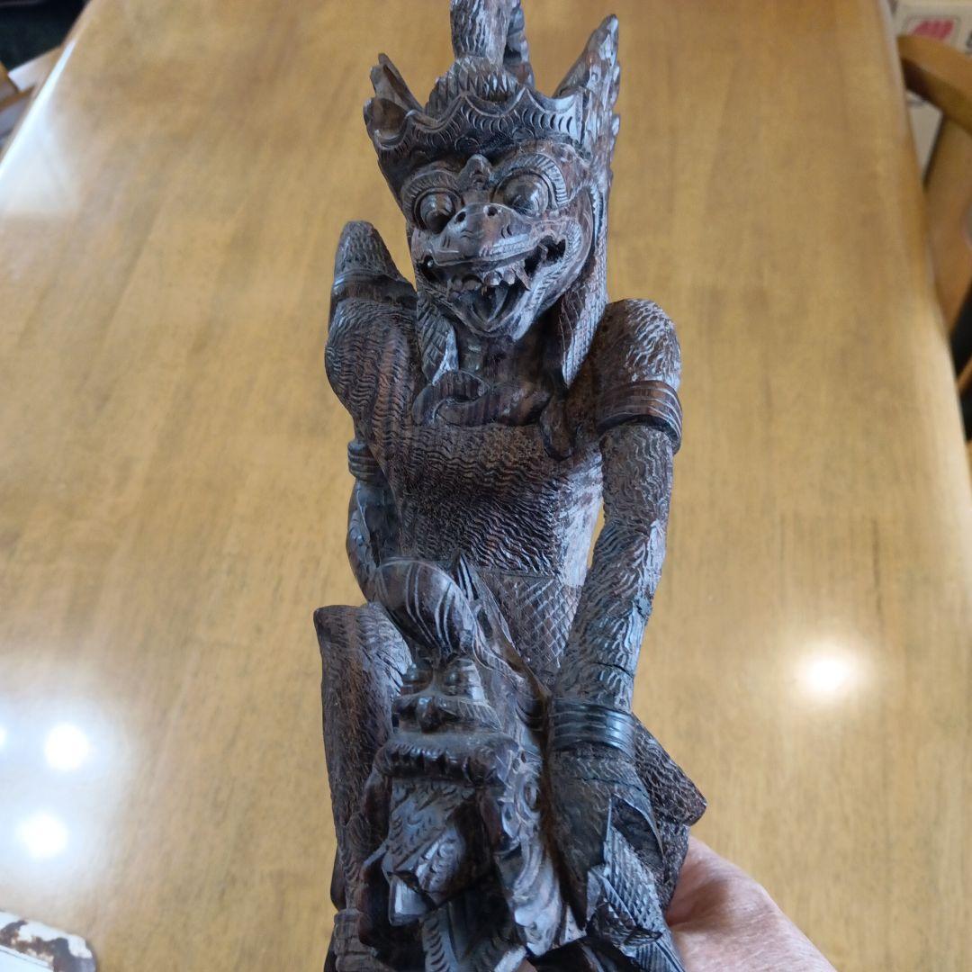 オマケ付 水に沈みます(黒壇）木製神話的生物彫刻 約36cm ハヌーマン バリ島