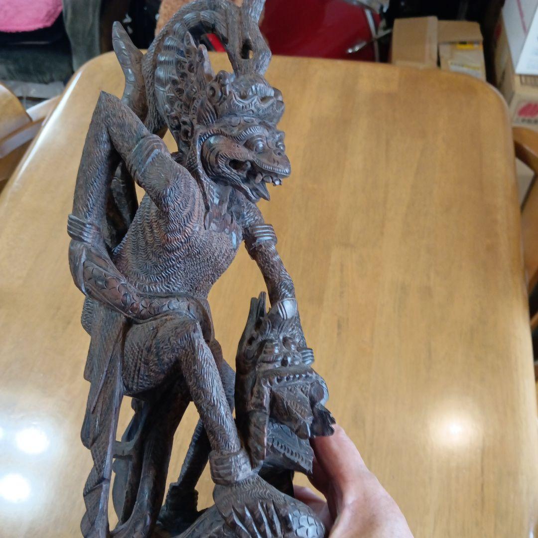 オマケ付 水に沈みます(黒壇）木製神話的生物彫刻 約36cm ハヌーマン バリ島