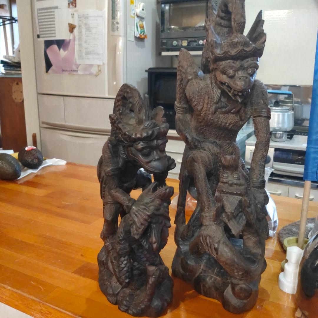 オマケ付 水に沈みます(黒壇）木製神話的生物彫刻 約36cm ハヌーマン バリ島