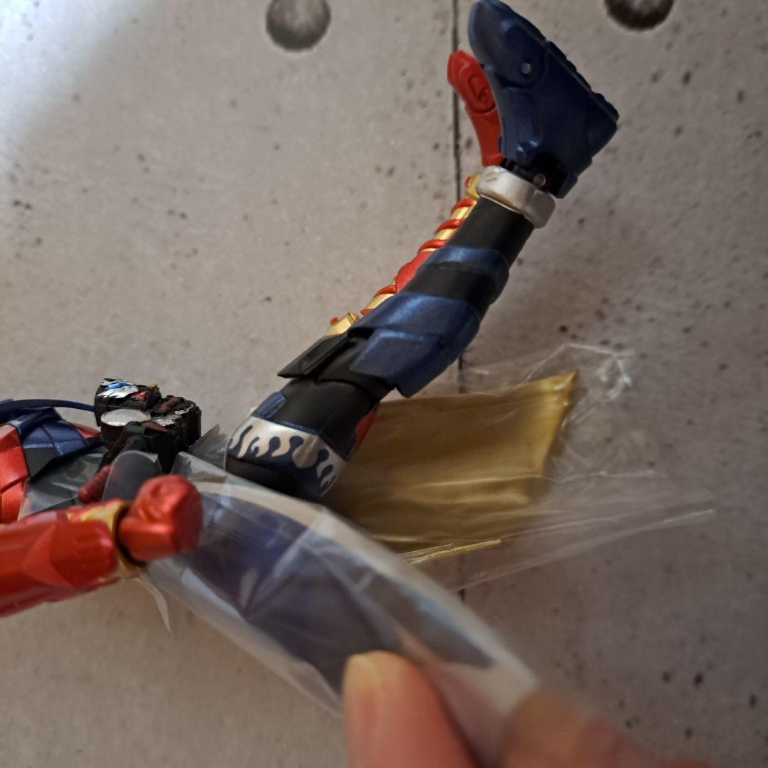 S.H.Figuarts 仮面ライダービルド クローズビルドフォーム