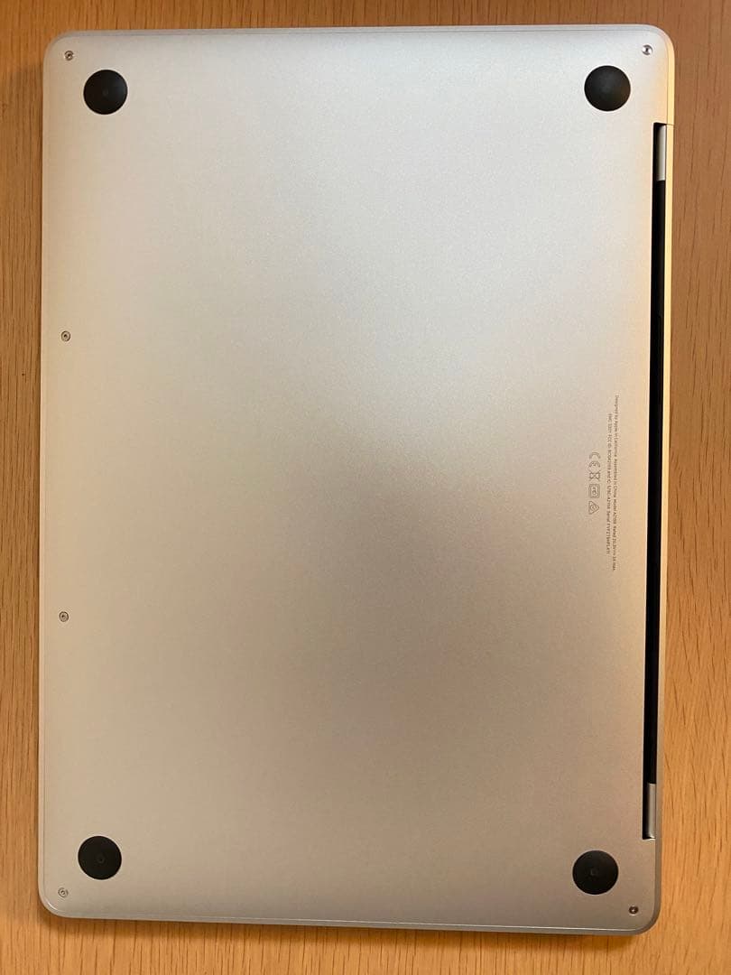 美品 MacBook Pro 13インチ 16GB/512GB タッチパネル