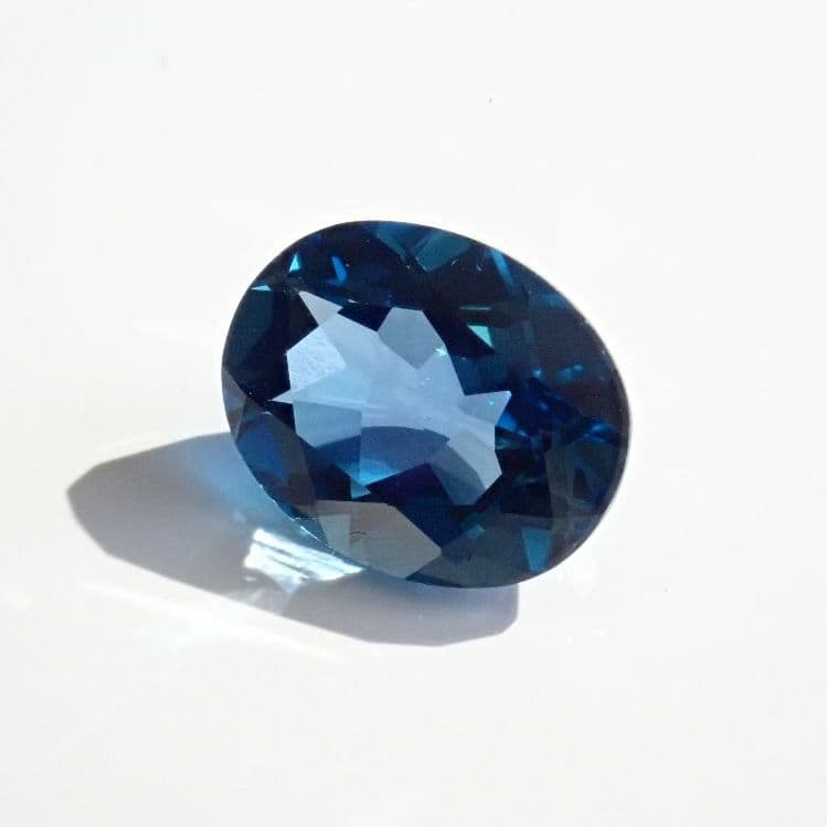 ◆特価品◆ロンドンブルートパーズ     オーバルカット    3.13ct