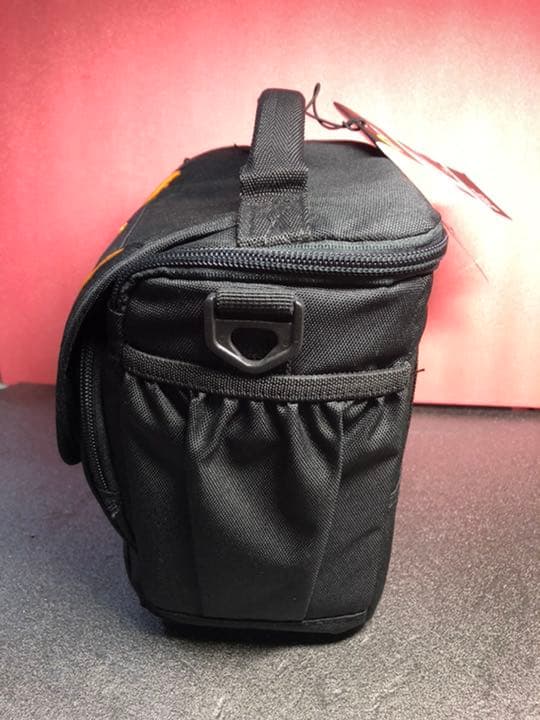 Lowepro　アドベンチュラ SH140 II