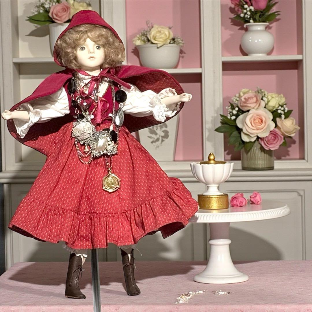 ビスクドール 赤ずきん 若月まり子 作家 作品 ドールスタンド付き シェルカメオ