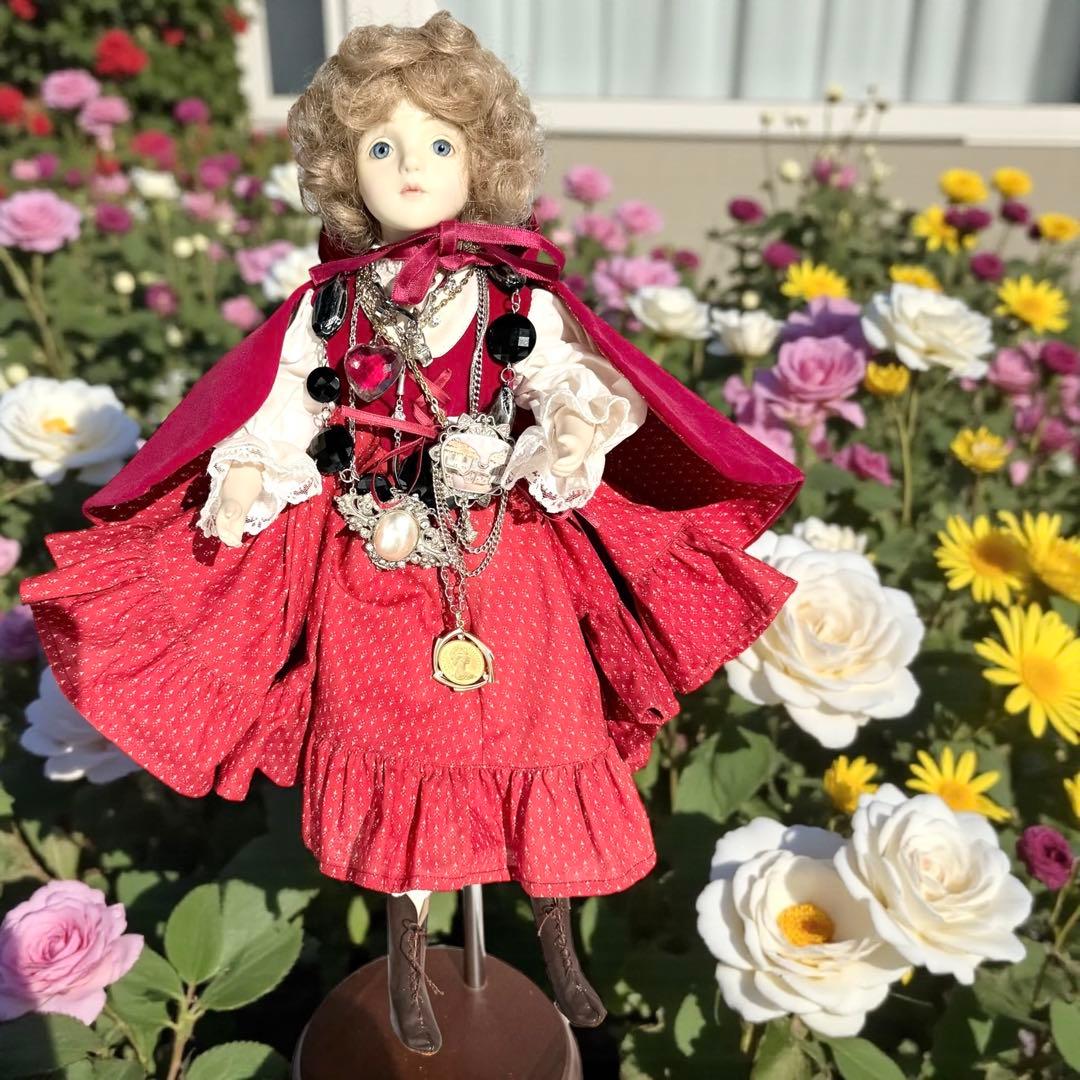 ビスクドール 赤ずきん 若月まり子 作家 作品 ドールスタンド付き シェルカメオ